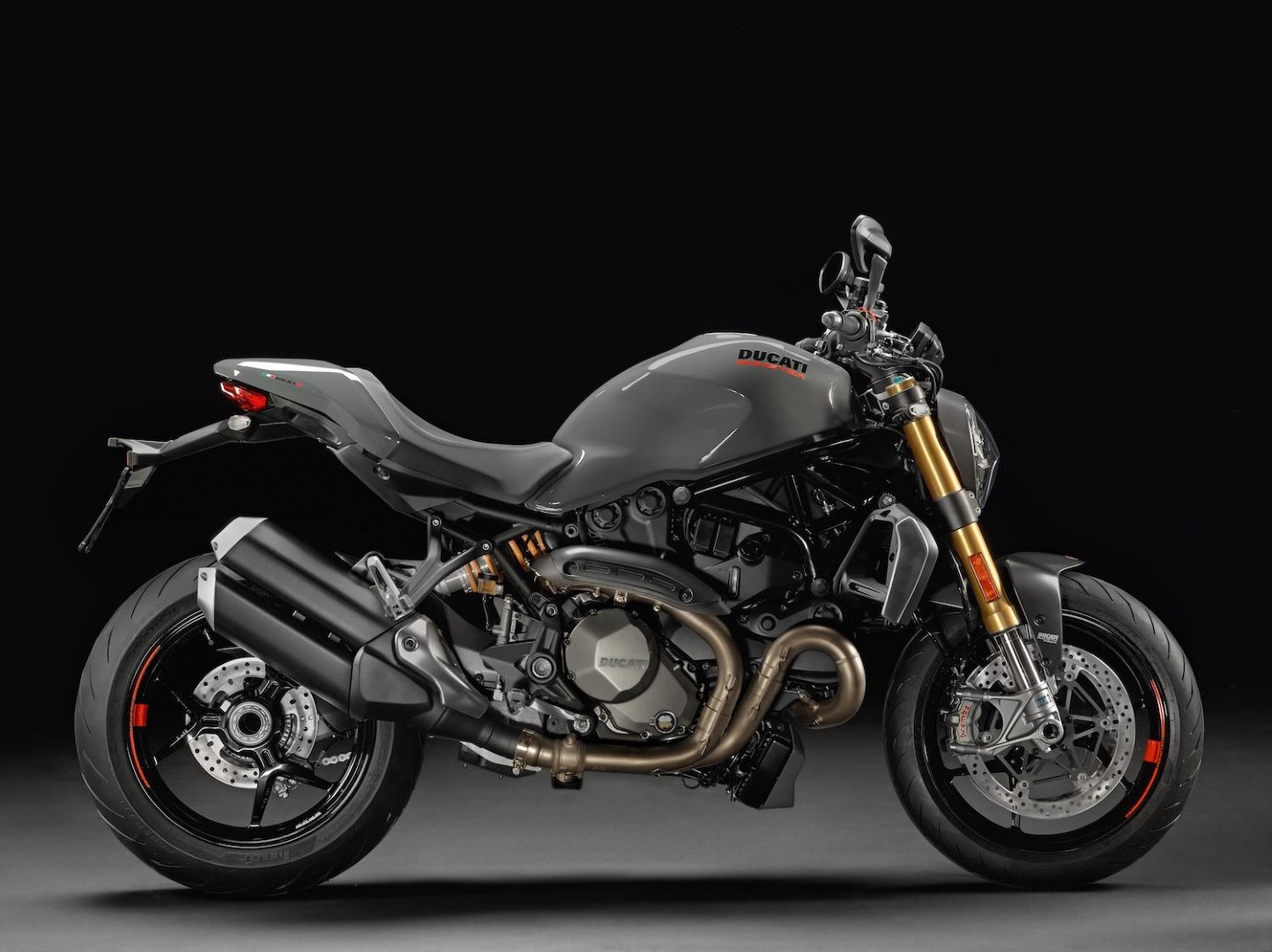 Ducati Monster 1200 S